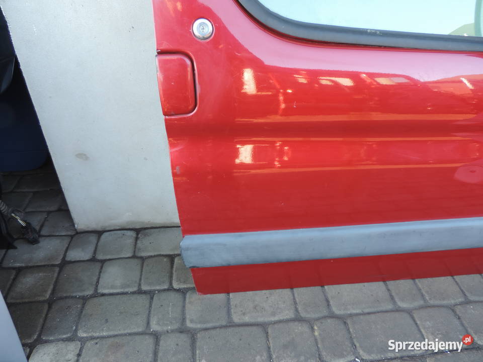 PEUGEOT PARTNER 1 DRZWI PRAWE PRZEDNIE EKQD