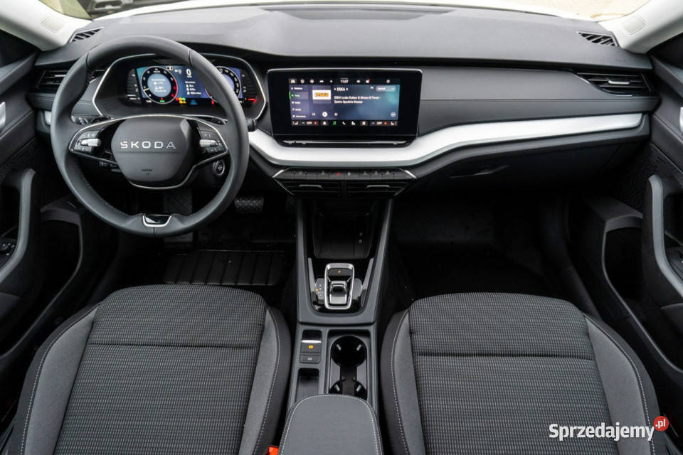 koda Octavia Drive Essence 20 TDI 150 DSG światła do jazdy dziennej Łódź sprzedam