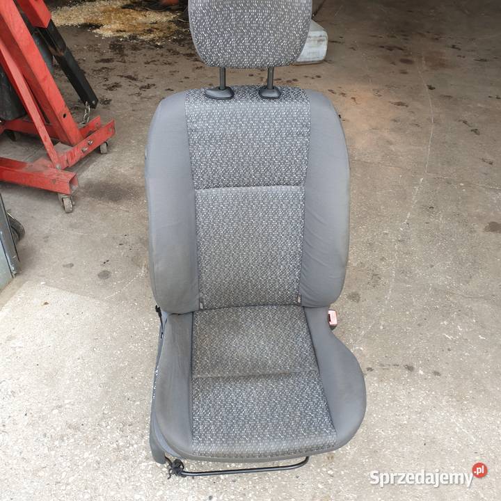 OPEL ZAFIRA B II POSZYCIE FOTELA PRAWE sprzedam