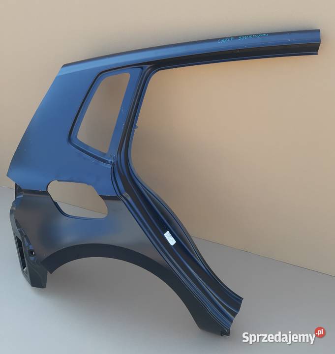 VW GOLF SPORTSVAN BŁOTNIK PRAWY TYŁ POSZYCIE Trzciel