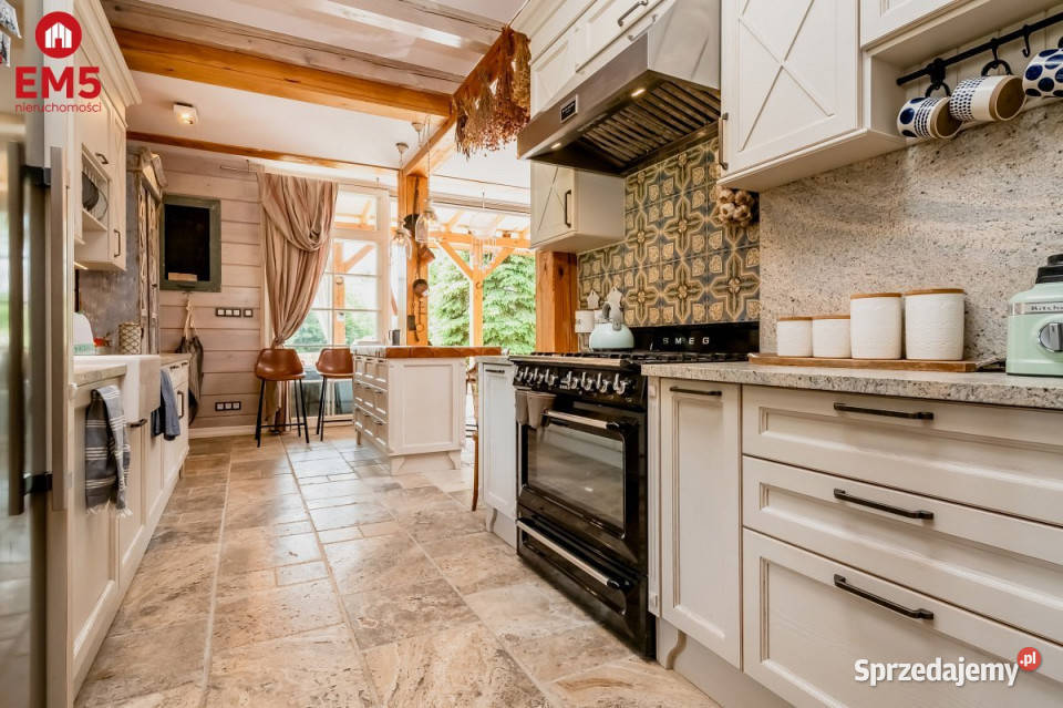 sprzedaży domu Budy 280m2 9642zł/m2