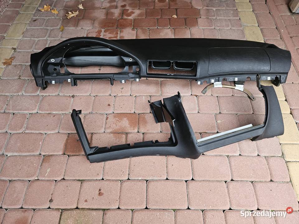 Części E39 M62B44TU Titansilber Metallic Rok produkcji 2000