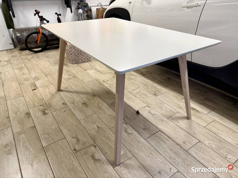 Stół biały w stylu skandynawskim do 140cm Meble do salonu Otwock