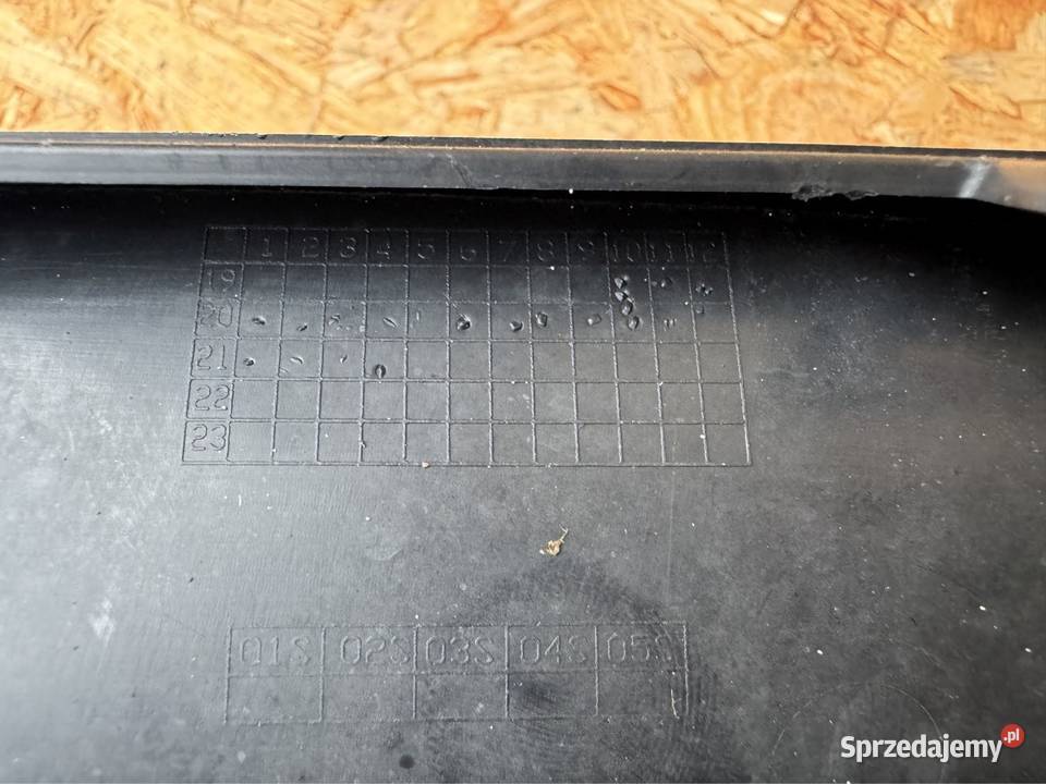 Spoiler dyfuzor dokładka zderzaka tył tesla