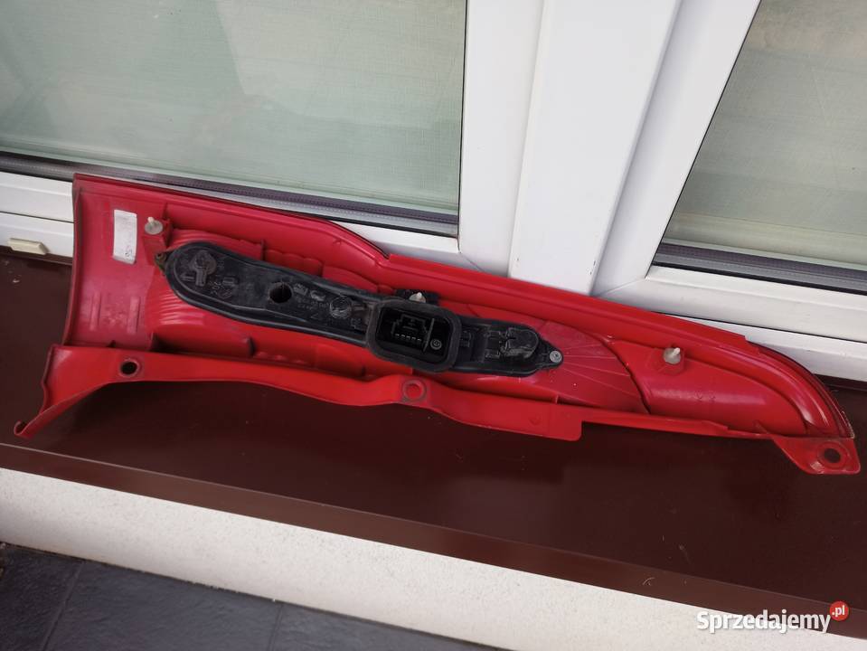 Fiat Panda II 2 lampa tył tylna prawa wkład Sieradz