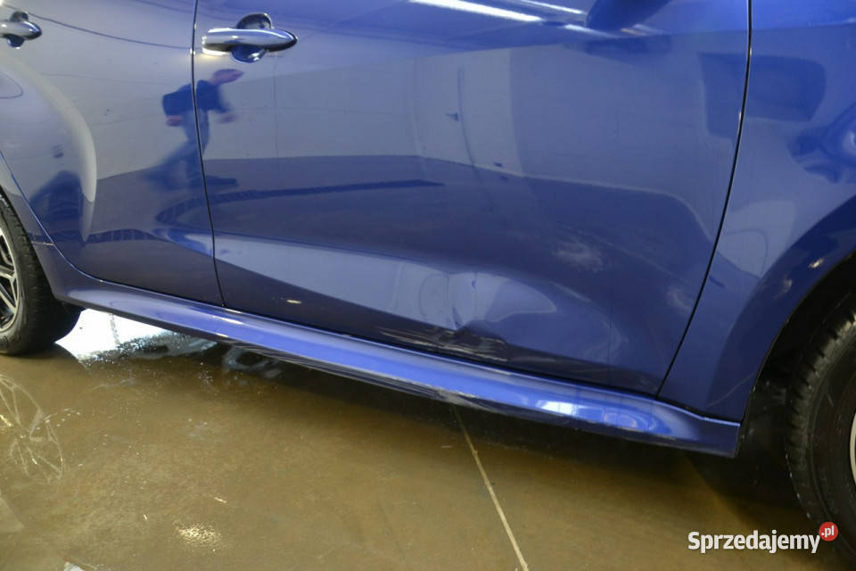 Toyota Yaris 15 benzyna 115 hybryda full led Kęty