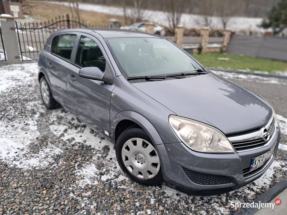 Opel Astra 17cdti Zielonki