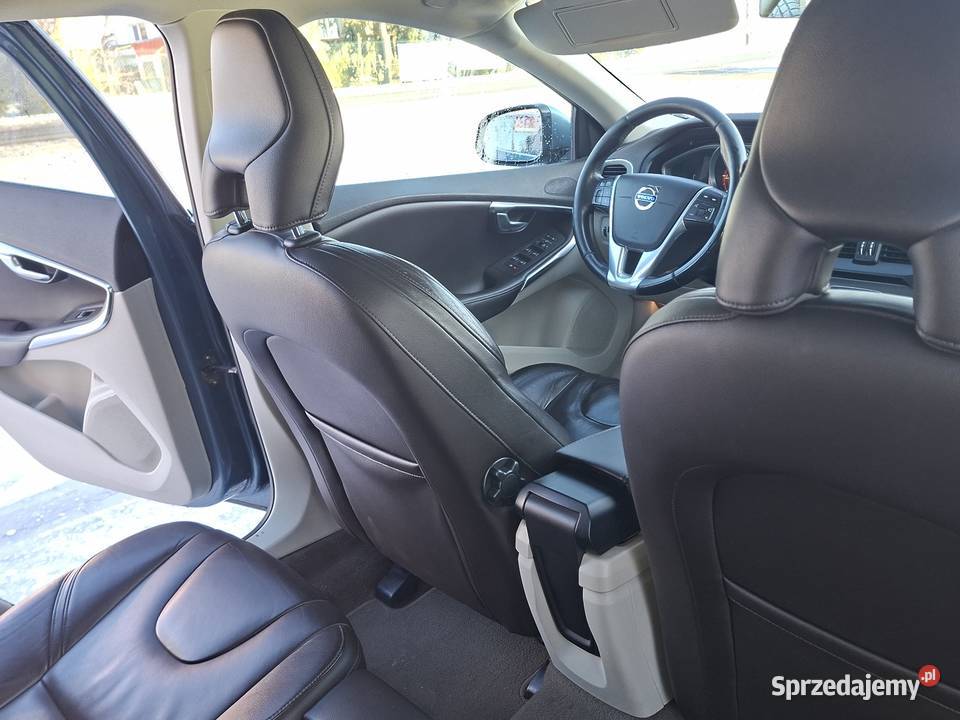 Sprzedam volvo v40 d2 2013 nawigacja Bydgoszcz sprzedam