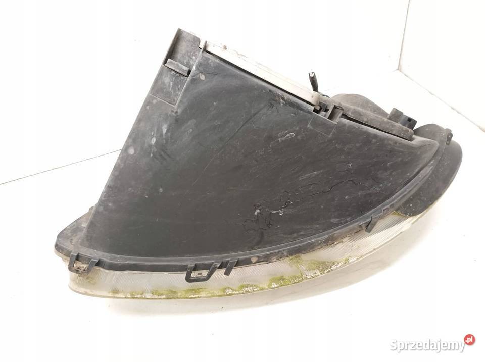 LAMPA PRZÓD PRAWA EUROPA 04857702AB Chrysler świętokrzyskie