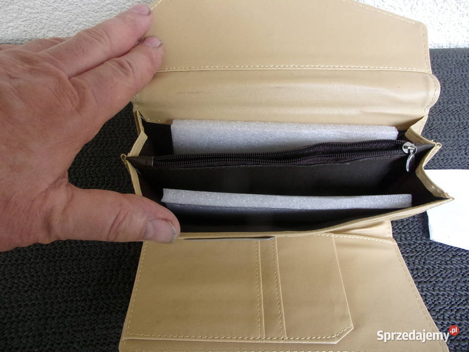Nowy ładny portfel damski z miękkiej skórki Warszawa