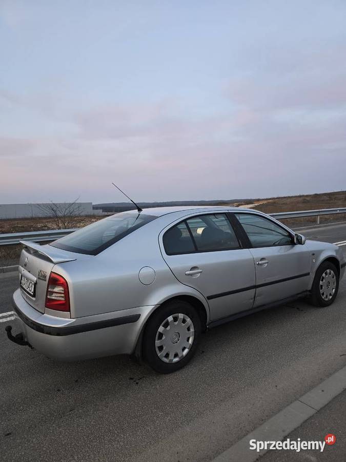 Skoda Octavia Liftback 19 2001 r Dąbrowa Górnicza sprzedam