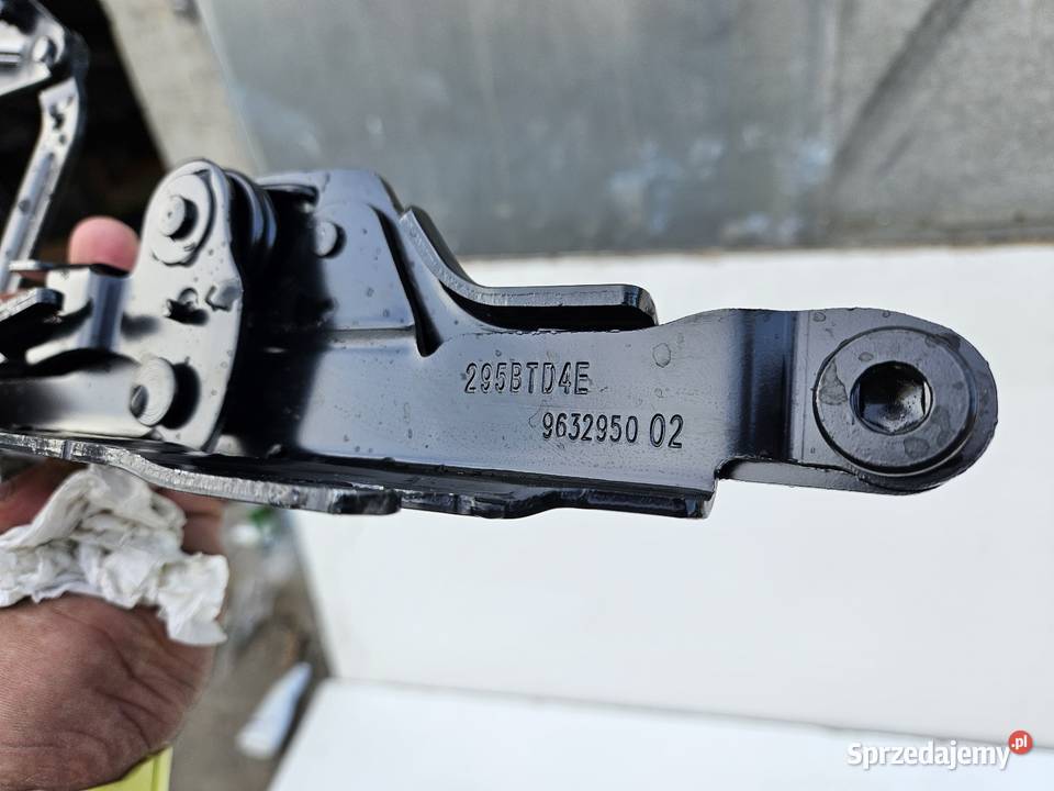 MINI F65 F66 ZAWIAS MASKI PRAWY 9632950 Międzychód