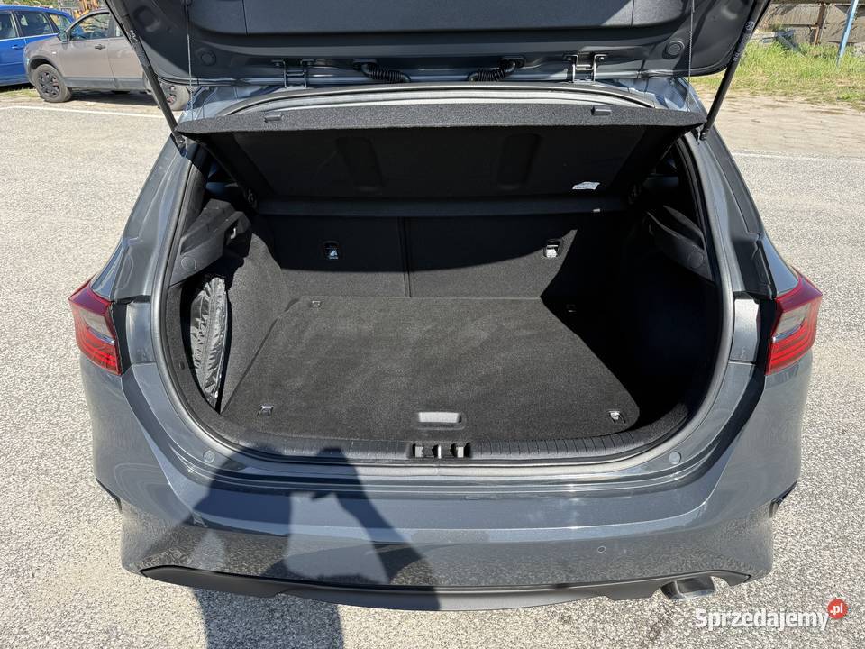 Hyundai i30 15 BENZYNA Klimatronik Nawigacja