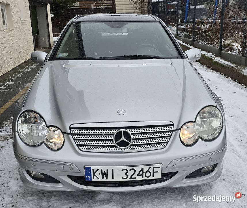 MercedesBenz Klasa C W203 18 MERCEDES C180 nieuszkodzony Wieliczka