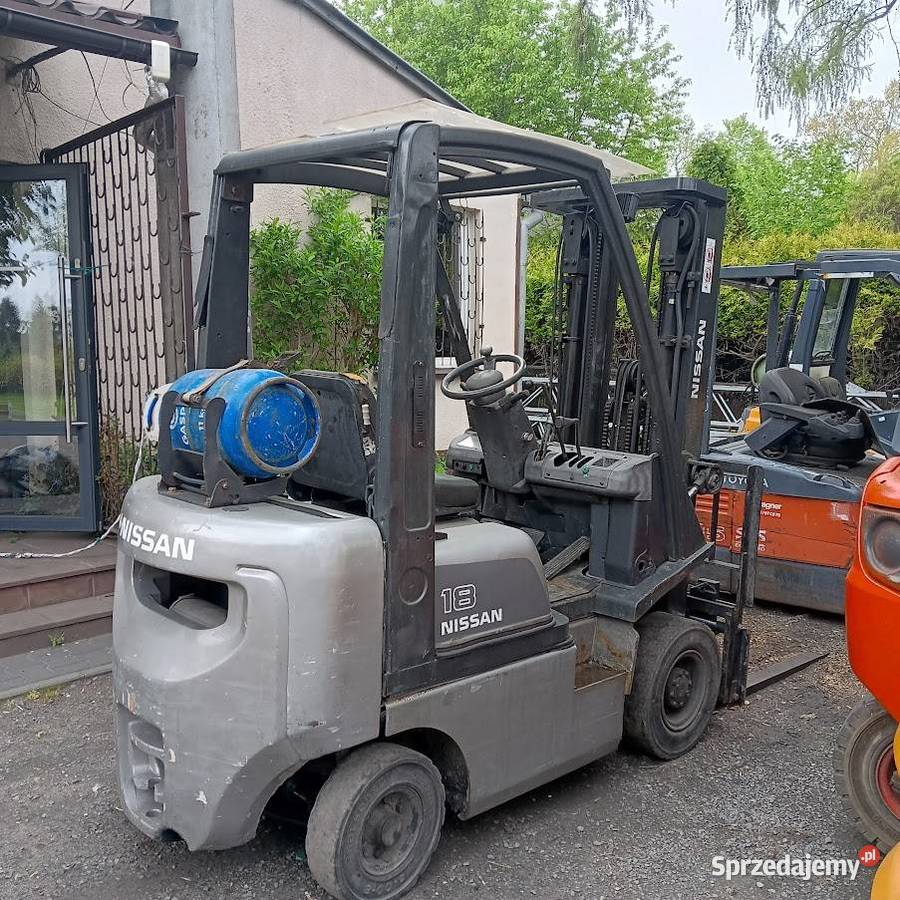 Wózek widłowy Nissan 18 LPG 2006r Suchedniów sprzedam