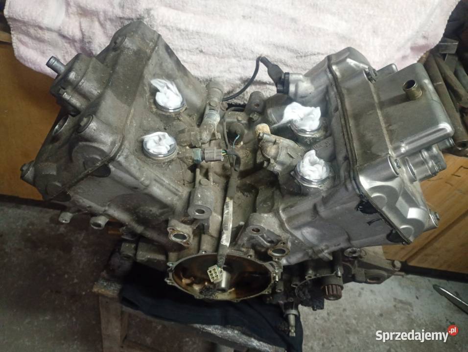 Sprzedam silnik Honda Vfr 800 na części Opole Lubelskie
