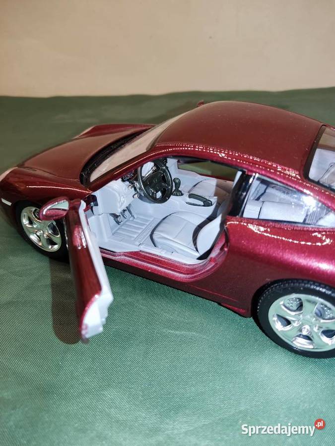 Model samochodu 118 Porsche 911 Carrera 4 1997 Głuchołazy