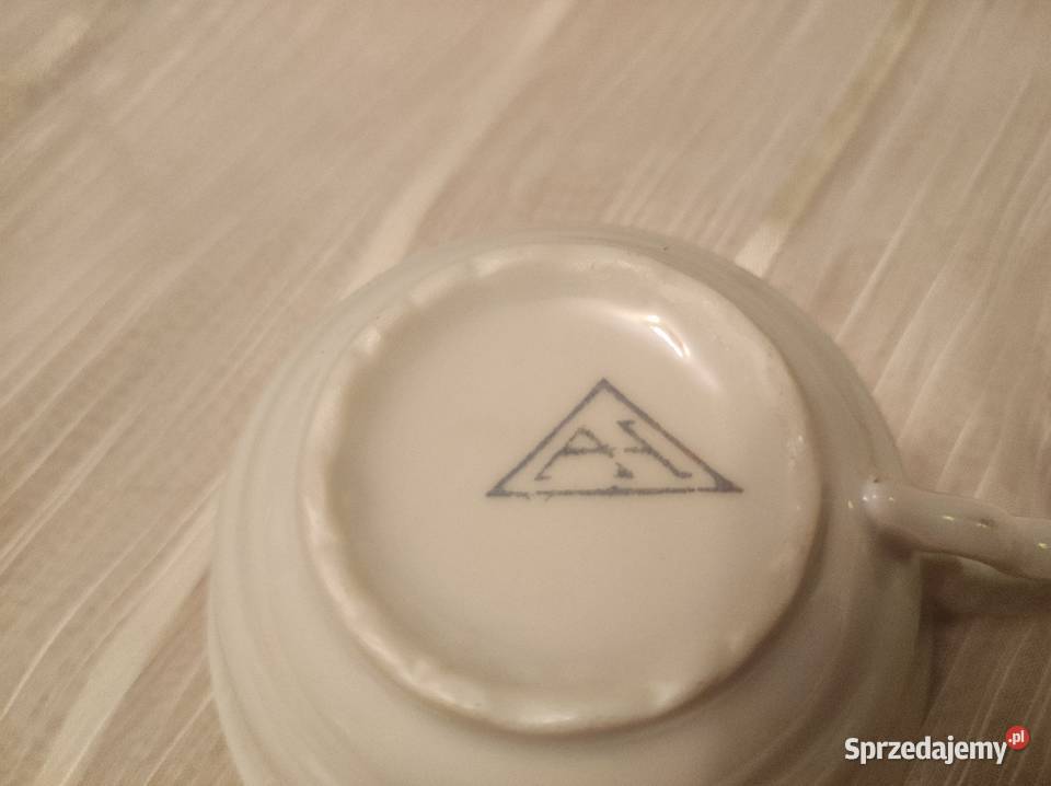 Stara filiżanka mokka porcelana Bavaria ecru sprzedam