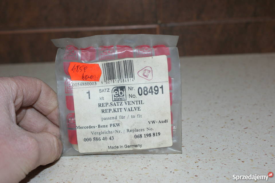 Zestaw naprawczy pompy próżniowej AUDI 80 90 Białobrzegi