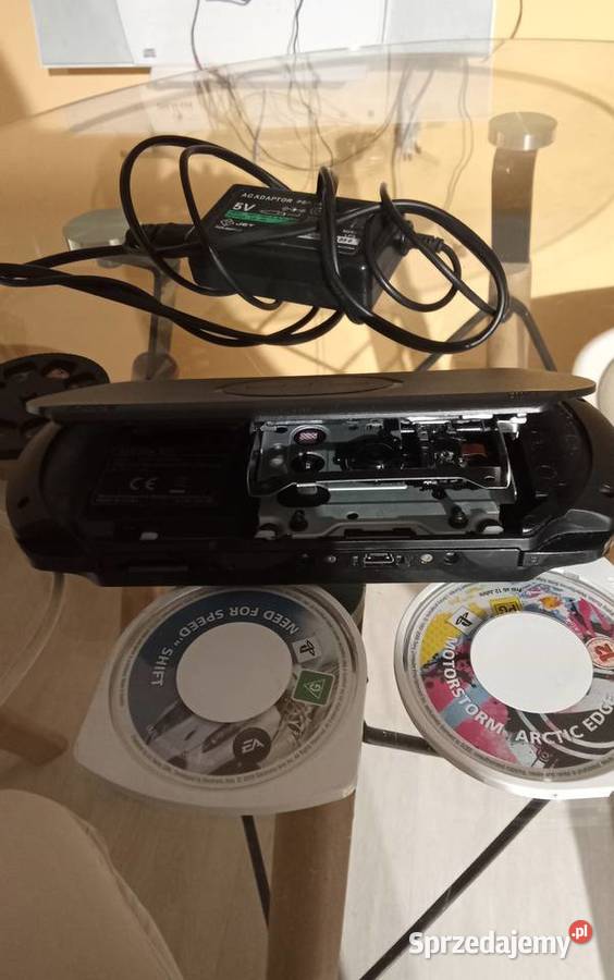 Sprzedam Konsole PSPE104 Pro Sony Uszkodzona Sony Golub-Dobrzyń