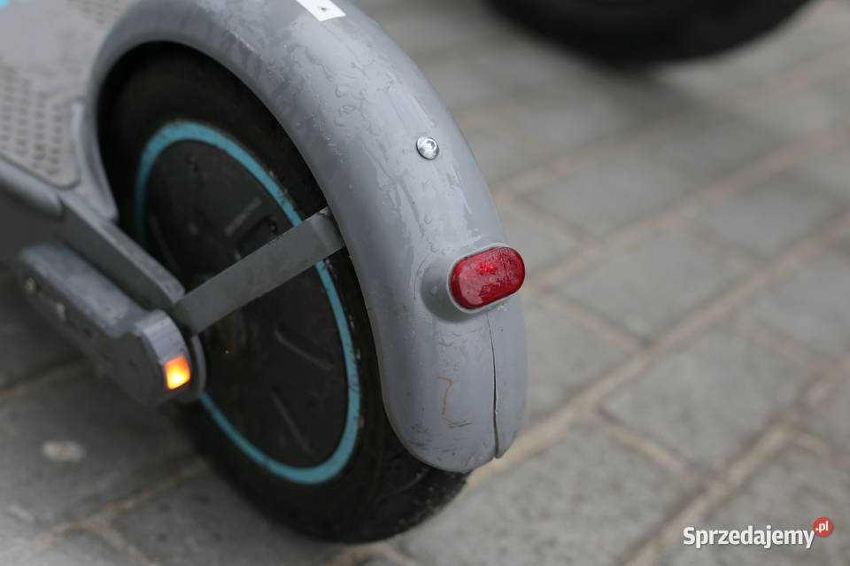 Hulajnoga elektryczna Motus Scooty 10 Kluczyk Pojazdy elektryczne śląskie Katowice