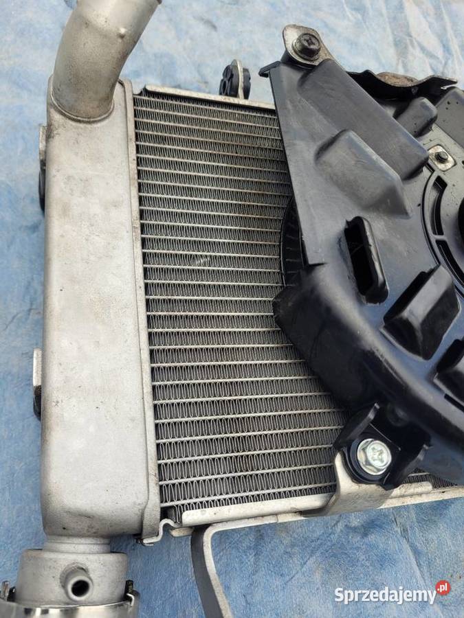 Suzuki GSX 8R 8 R 22 chłodnica wody wiatrak wielkopolskie Nowy Tomyśl sprzedam