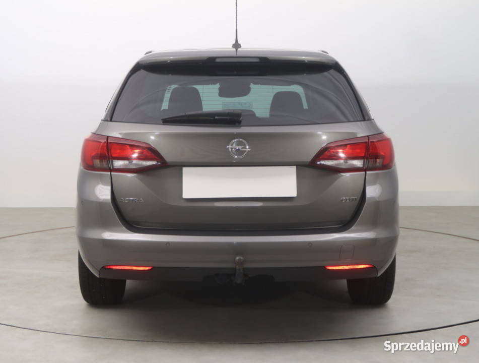 Opel Astra 16 CDTI asystent pasa ruchu Bielany Wrocławskie