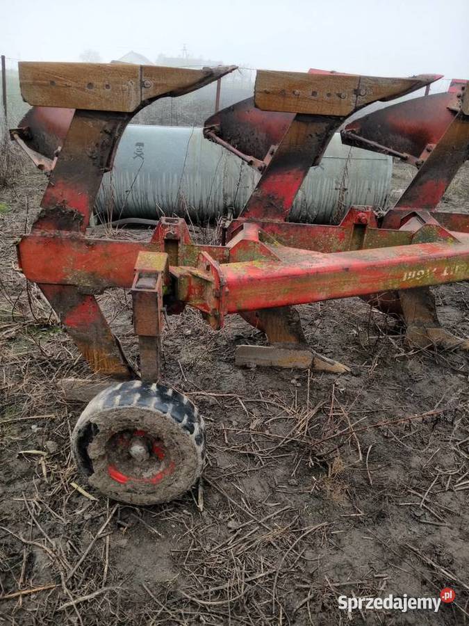 Pług obrotowy Naud Kamionki Małe