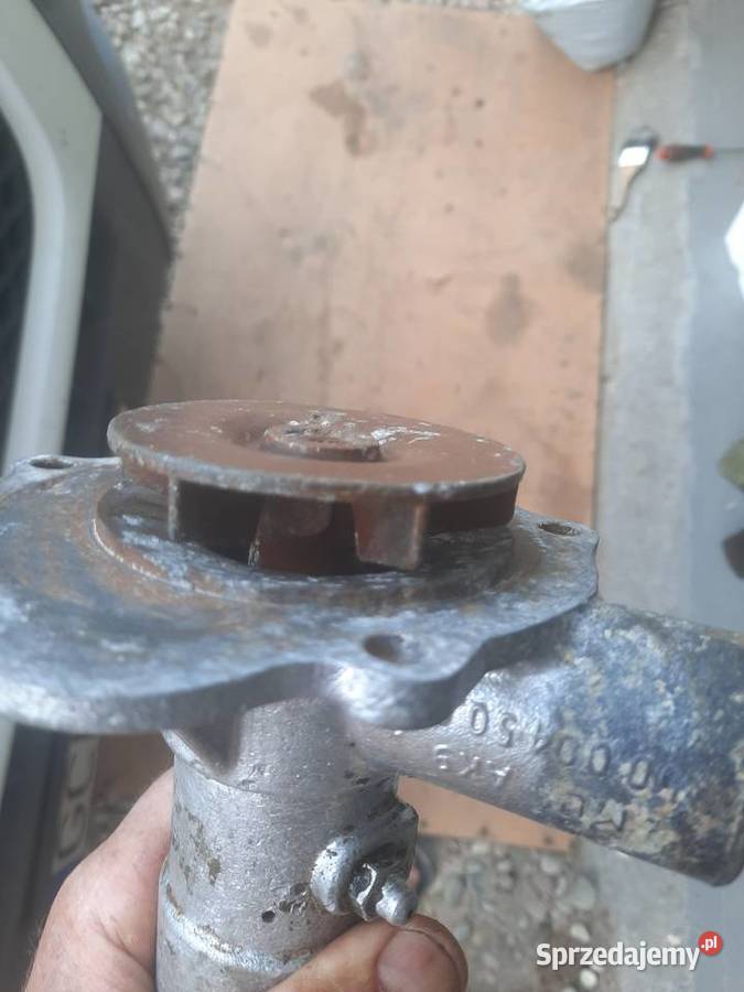 Pompa wody ursus c325 ladna sprawna Brusy