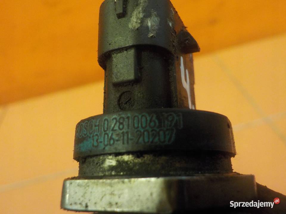 TRAFIC VIVARO 20 DCI 14r 114 M9R630 czujnik osobowe