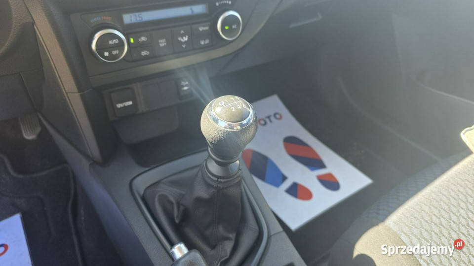 Toyota Auris climatronic ledy II 2012 isofix Lębork