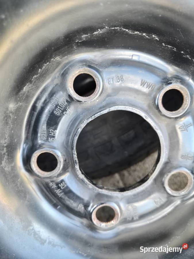 Sprzedam koła stalowe skoda vw 15 z oponami Wałbrzych