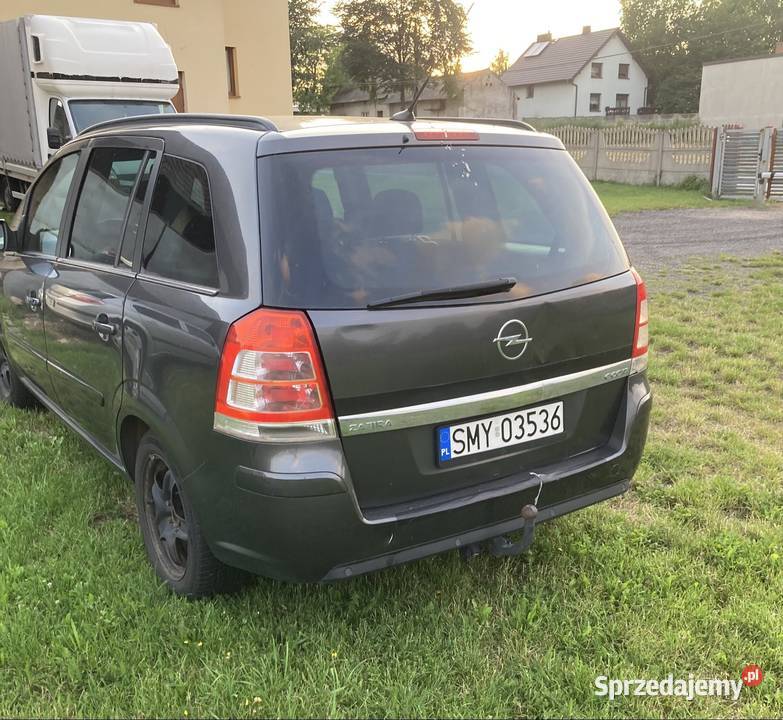 Opel zafira 2010 bezwypadkowy bogate wyposażenie Van / Minibus Koziegłowy