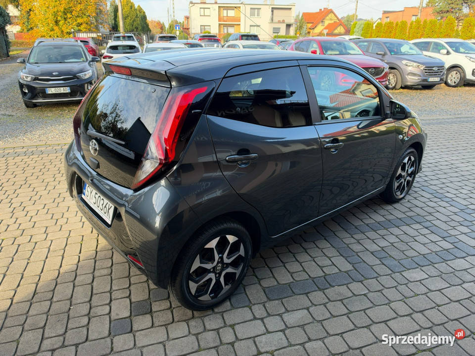 Toyota Aygo 10 72 Klima Kamera Kraj Koła immobilizer Orzech sprzedam