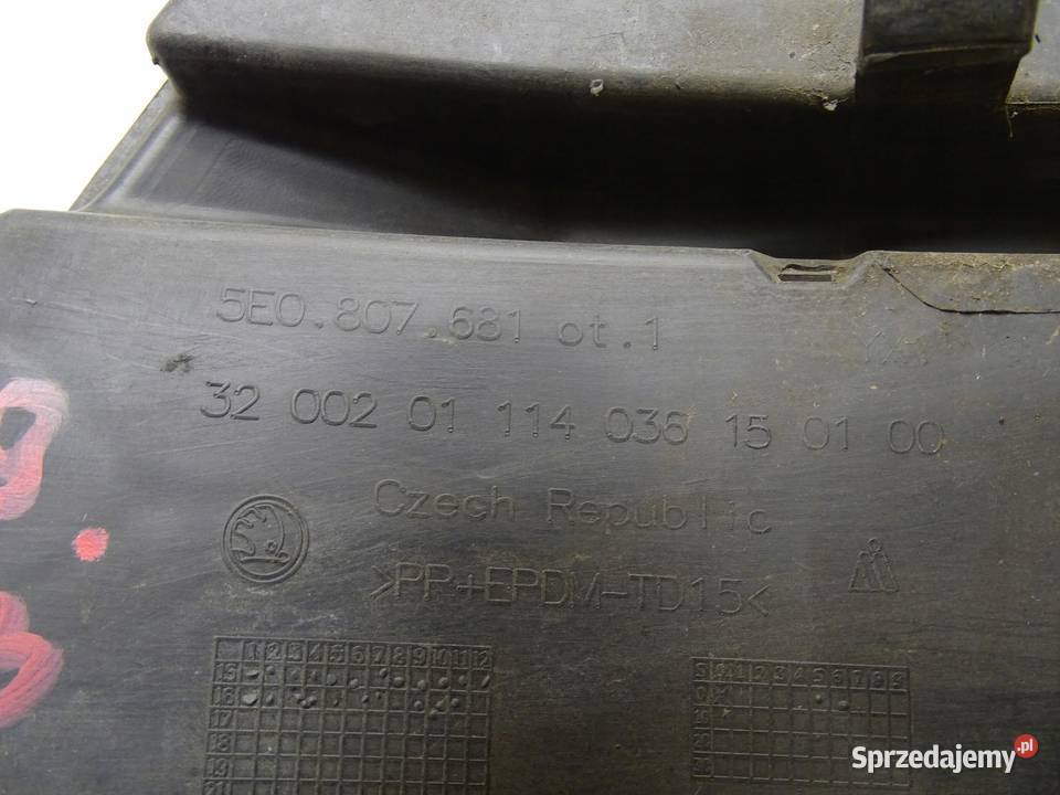 KRATKA ZAŚLEPKA ZDERZAKA LEWA LEWY PRZÓD SKODA
