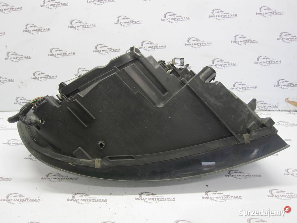 VOLVO C30 RDESIGN 07r lampa lewa przód ANGLIK Lampy przednie świętokrzyskie Kielce