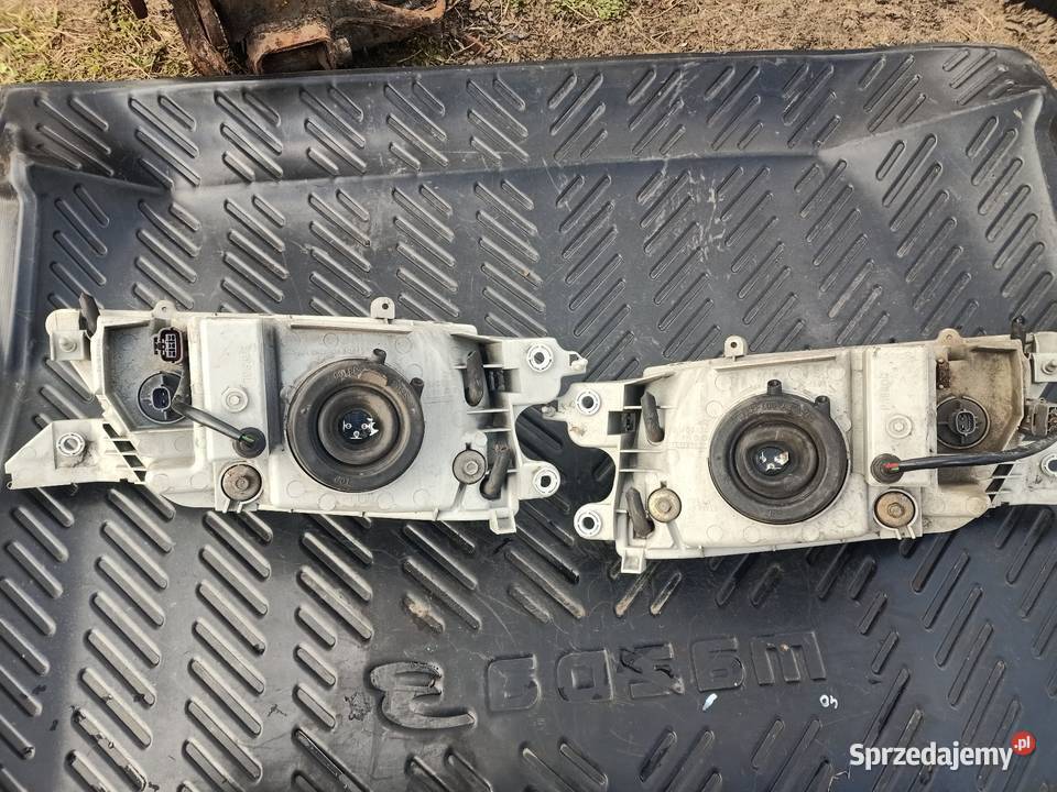 Lampa przednia przód prawa lewa Mazda Premacy Pozostałe Szczecin sprzedam