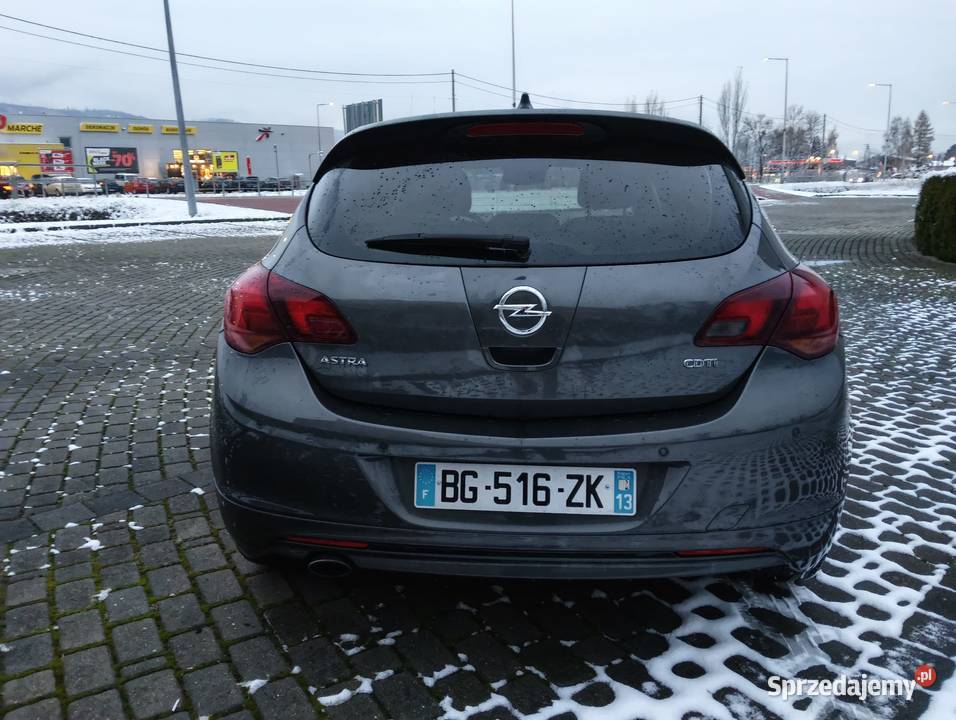 Opel Astra 20 CDTI 160 skóra podgrzewane fotele aluminiowe felgi Bielsko-Biała