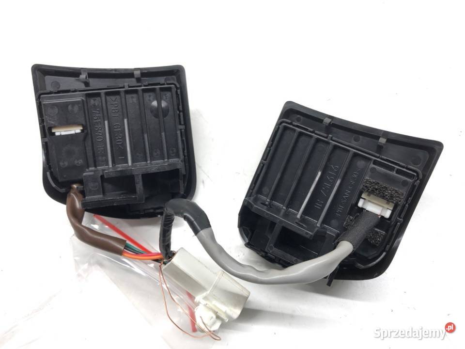 PRZEŁĄCZNIKI KIEROWNICY SUZUKI SX4 75E890