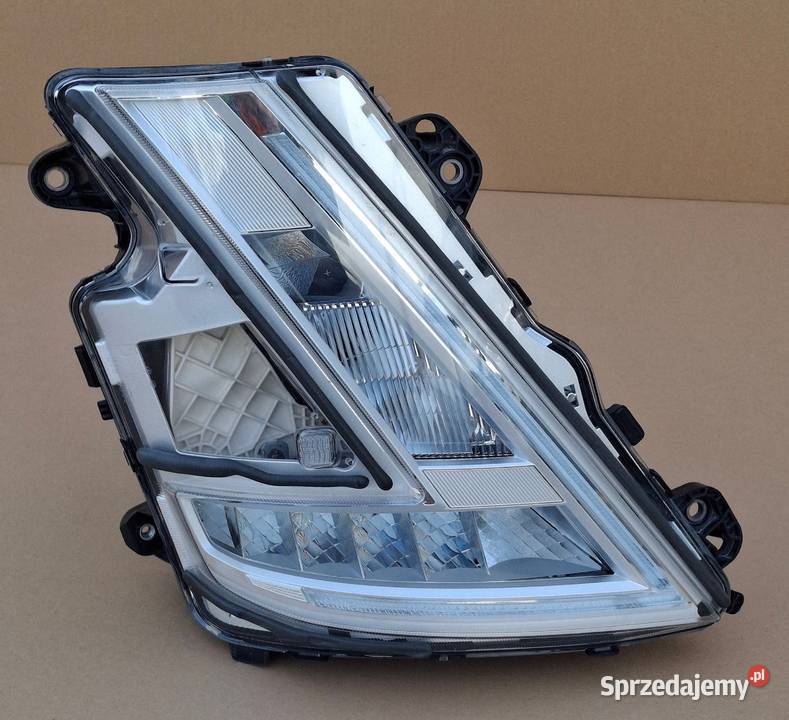 VOLVO FH5 FH 5 REFLEKTOR PRAWY FULL LED LAMPA ciężarowe