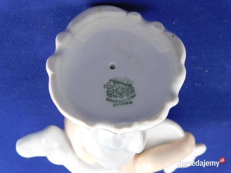 Figurka grającego chłopca Gerold Co Tettau 58 Porcelana i szkło zachodniopomorskie Szczecin