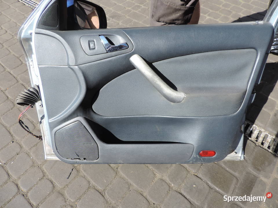 SKODA OCTAVIA I FL KOMBI DRZWI PRAWY PRZÓD małopolskie Nowy Sącz