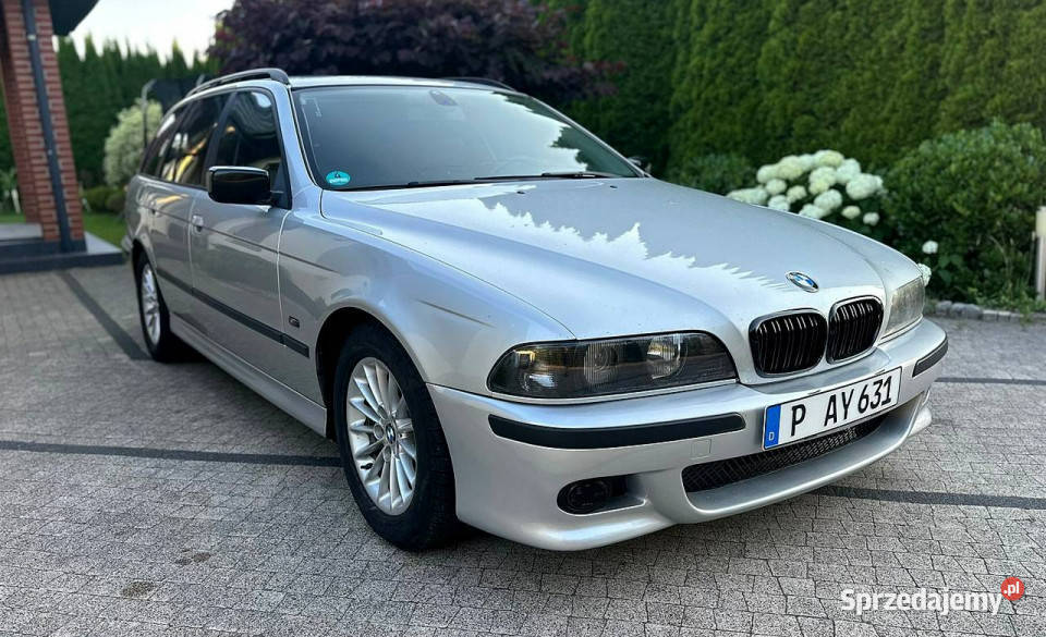 BMW 528 BMW e39 528i Kombi Skóry Opłacona E39 ASR (kontrola trakcji) Wrocław