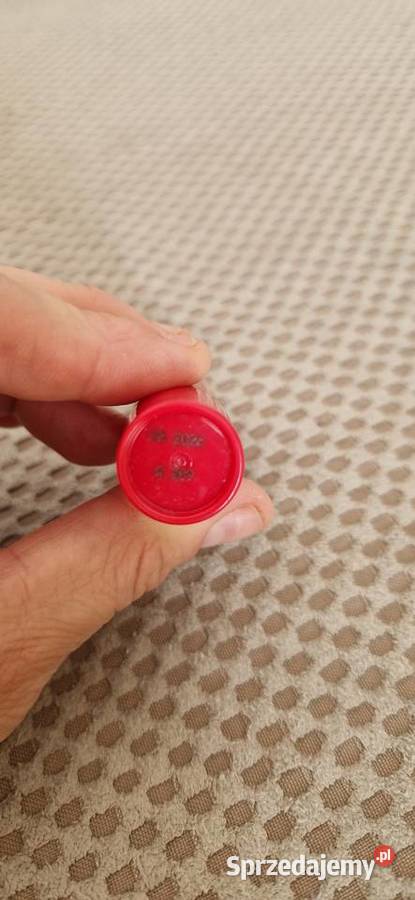 nyx delia yves rocher do ust czerwony czerwień