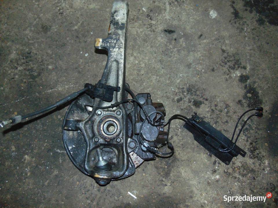 PIASTA ZWROTNICA PRAWY PRZÓD MERCEDES W166 30