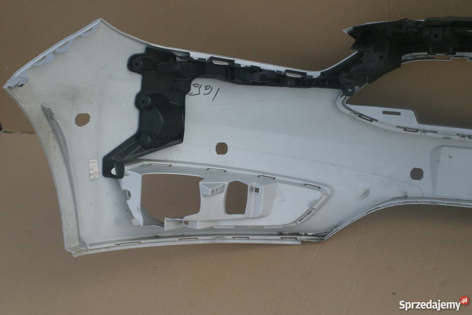 FORD FOCUS MK3 LIFT FL ZDERZAK PRZÓD 2010 osobowe Bieleń sprzedam