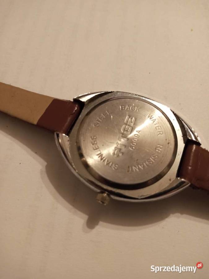ZEGAREK KWARCOWY 57 Szczecinek