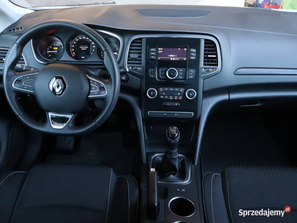 Renault Megane 12 TCe Bielany Wrocławskie