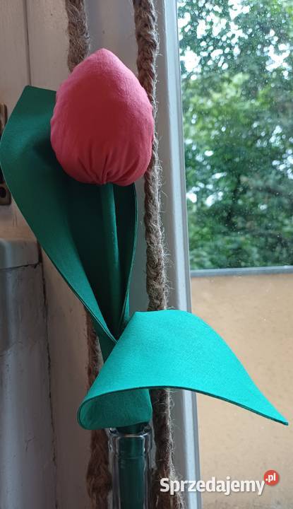 Kwietnik oprawa na butelkę tulipan makrama