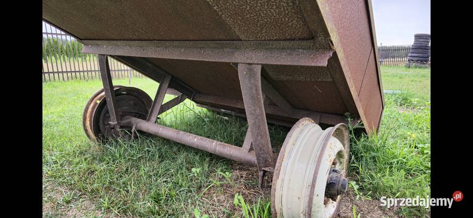 Zgrabiarka taśmowa nieuszkodzony Zgrabiarki i przetrząsacze Ostrowy